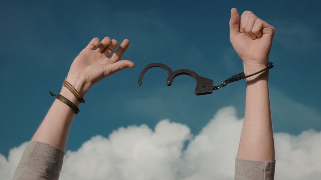 Break Free from Self-Limiting Patterns and Rewire Your Mind